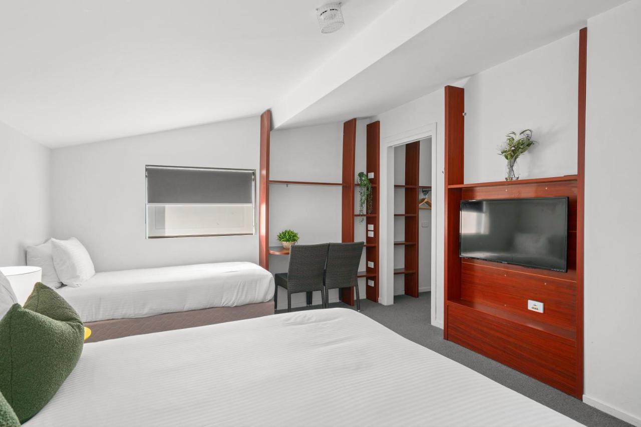 Grand Hotel And Studios Wyong Εξωτερικό φωτογραφία