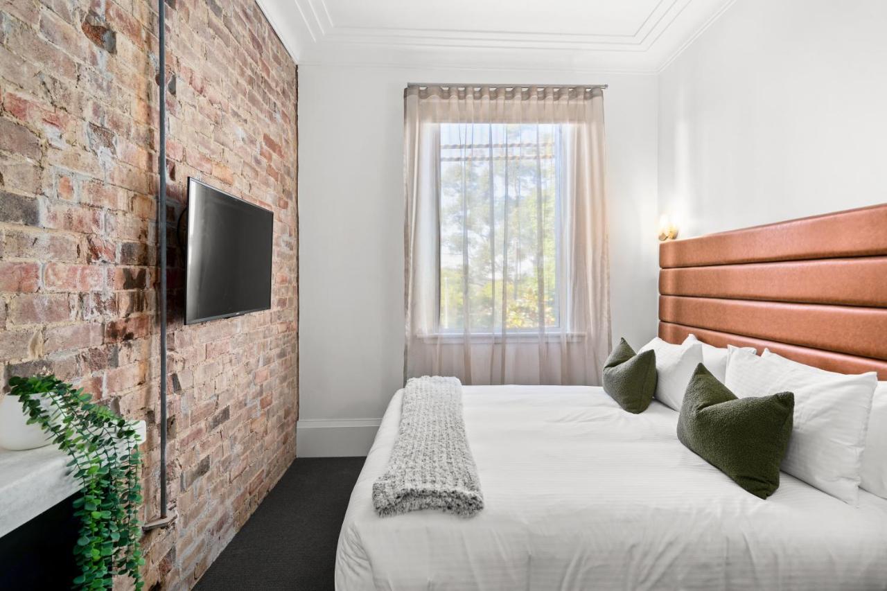 Grand Hotel And Studios Wyong Εξωτερικό φωτογραφία