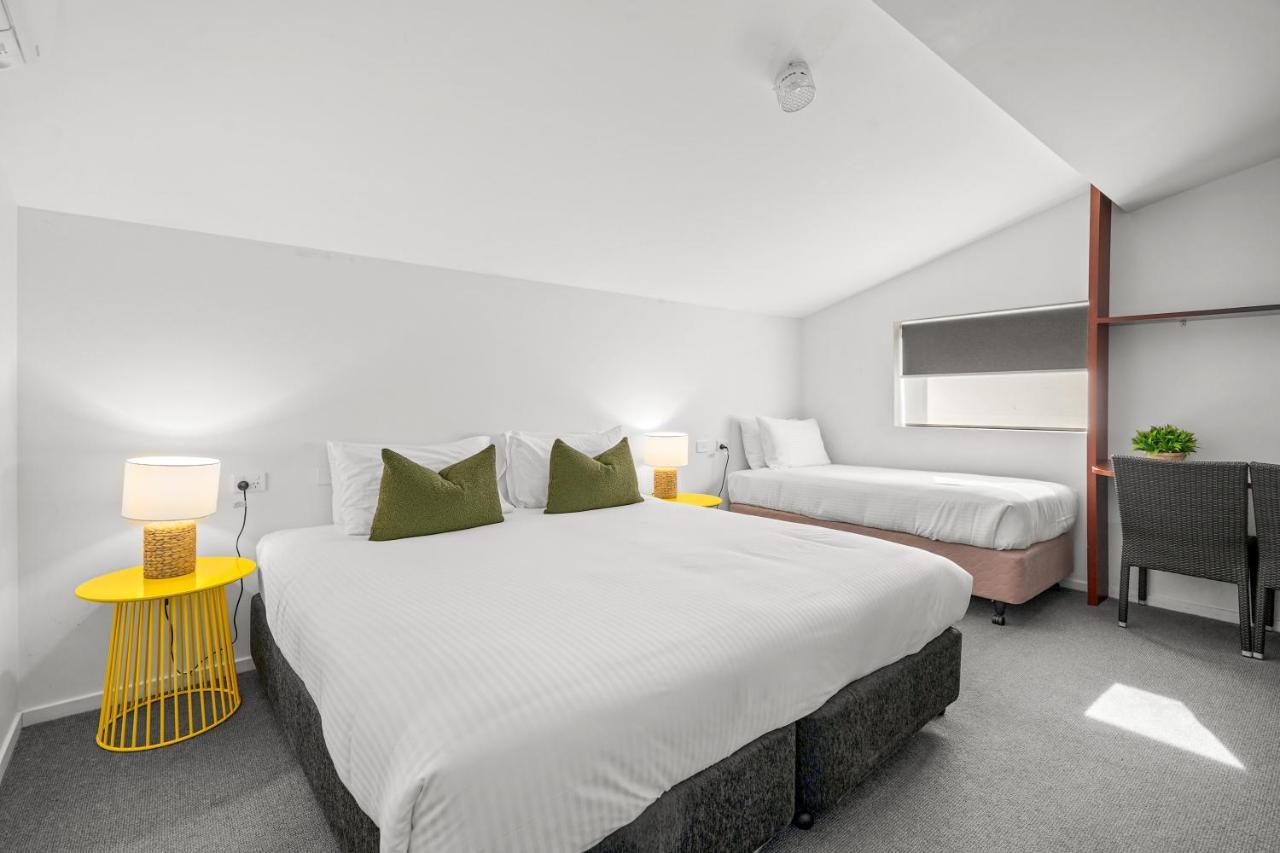 Grand Hotel And Studios Wyong Εξωτερικό φωτογραφία