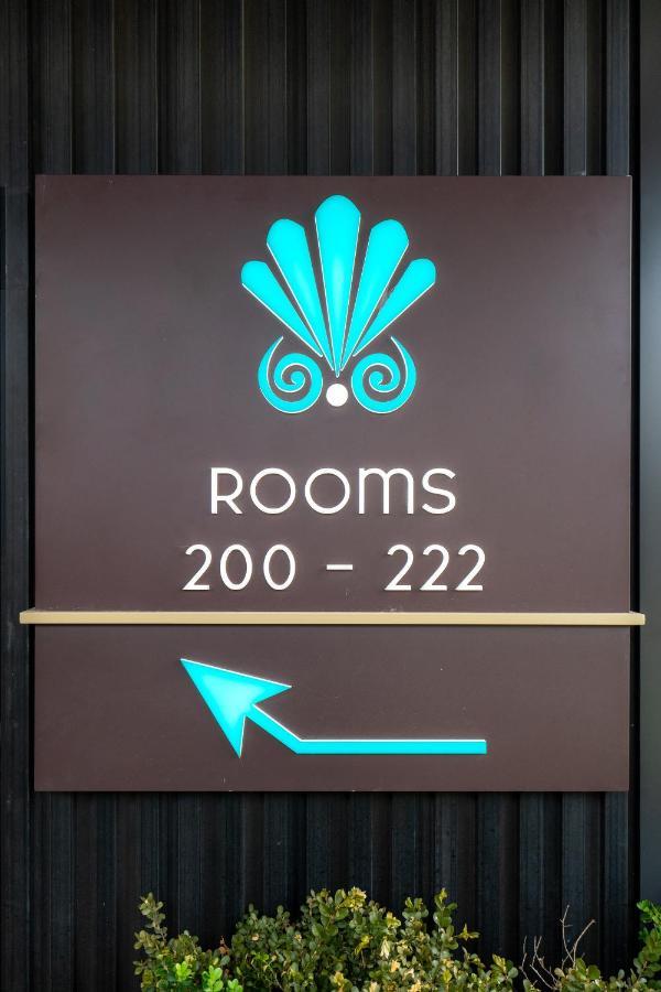 Grand Hotel And Studios Wyong Εξωτερικό φωτογραφία