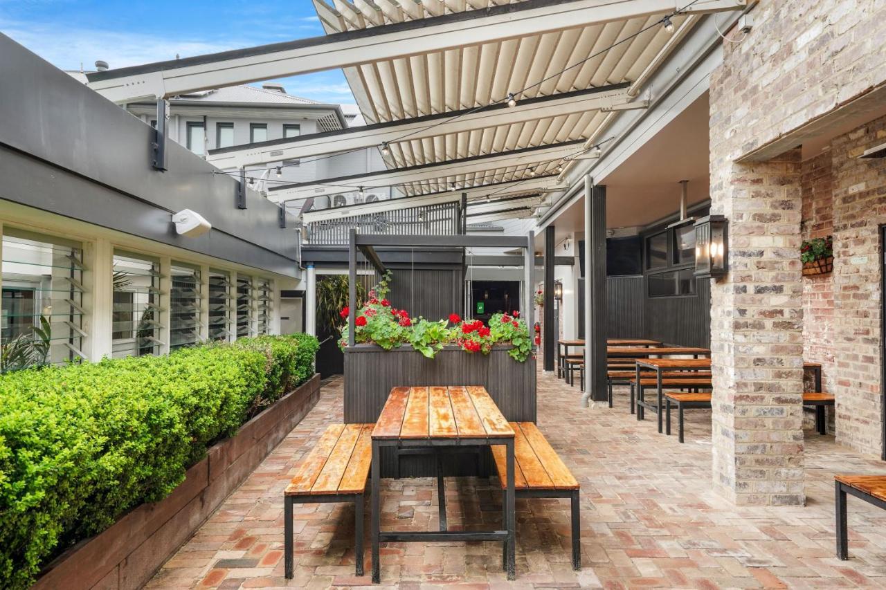 Grand Hotel And Studios Wyong Εξωτερικό φωτογραφία
