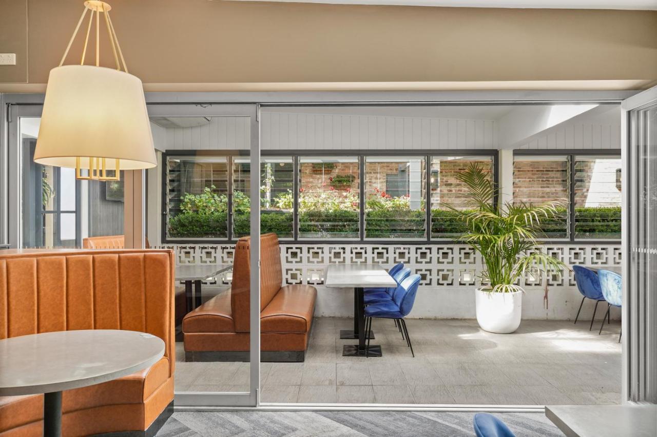 Grand Hotel And Studios Wyong Εξωτερικό φωτογραφία