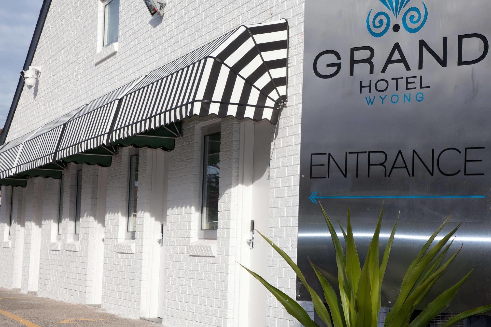 Grand Hotel And Studios Wyong Εξωτερικό φωτογραφία